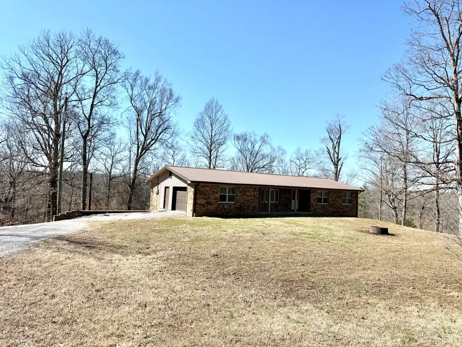1010 Crockett Road, Russell Springs, KY 42642 - #2