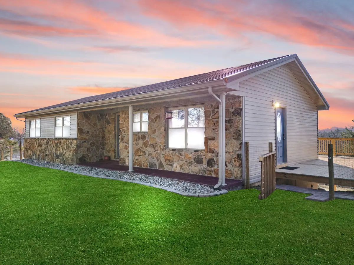 440 E Spencer Road, Campton, KY 41301 - #1