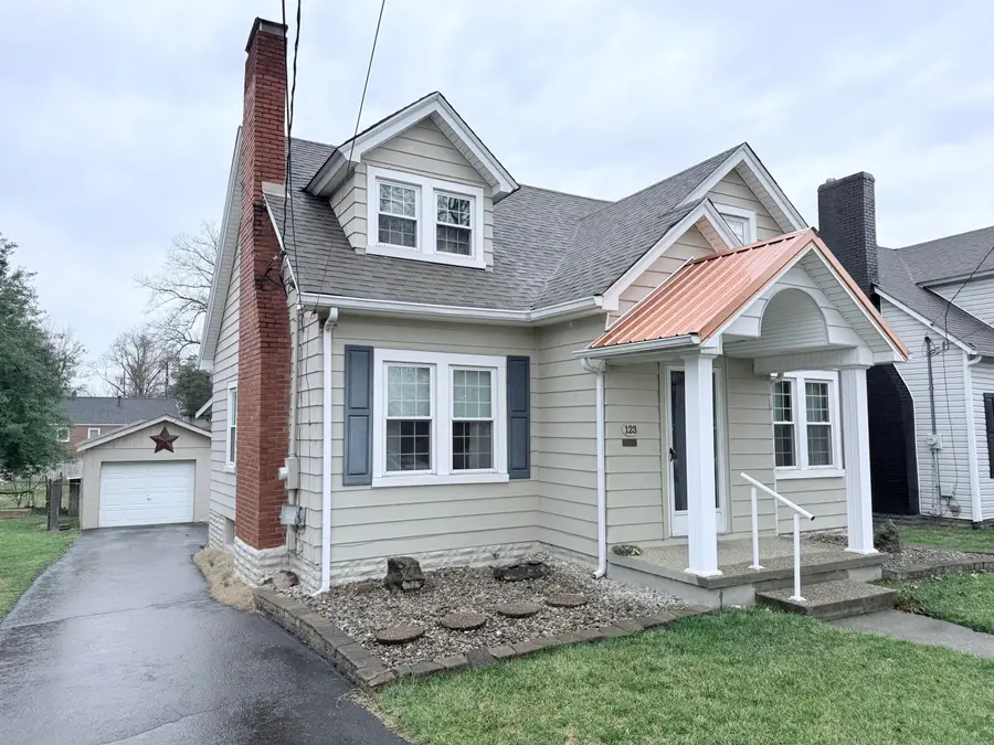 123 N Richardson Drive, Somerset, KY 42501 - #3