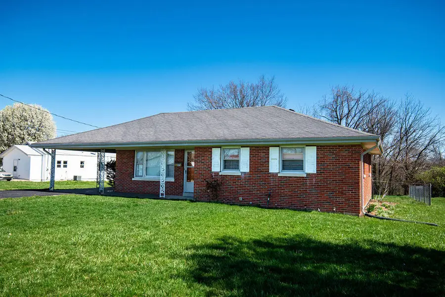 105 Lynnwood Drive, Lancaster, KY 40444 - #2