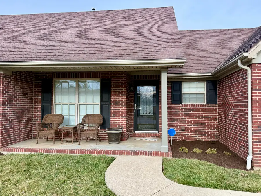 704 Eureka Drive, Versailles, KY 40383 - #2