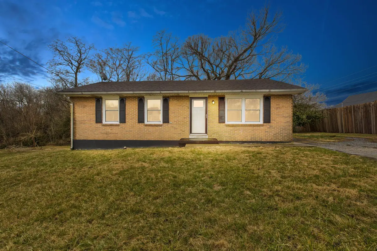 8 Dunbar Street, Mount Sterling, KY 40353 - #1