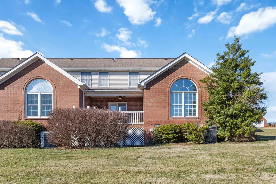 90 W Saddlebrook Drive, Somerset, KY 42503 - #2