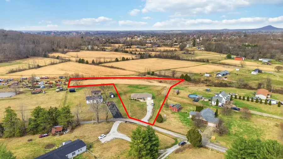 110 Fentress Spur Rd, Berea, KY 40403 - #2