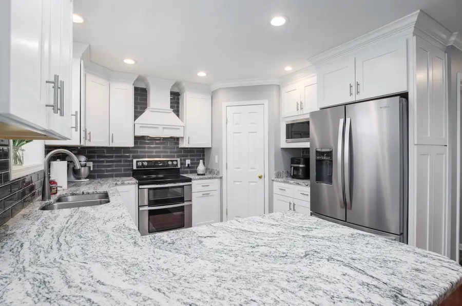 104 Pheasant Run, Nicholasville, KY 40356 - #3