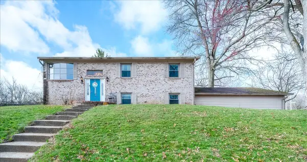 200 Whitfield Drive, Lexington, KY 40515