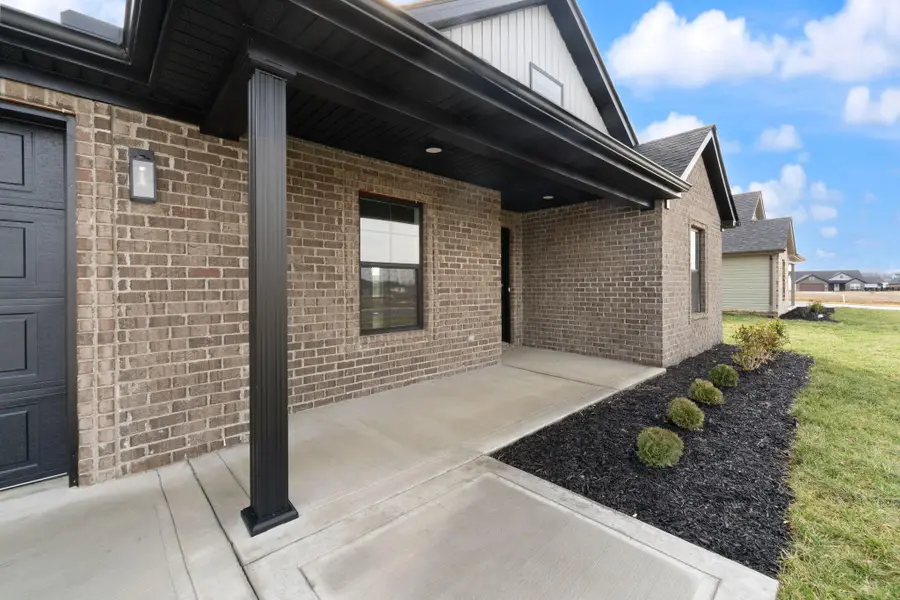 807 Mohawk Drive, Richmond, KY 40475 - #2