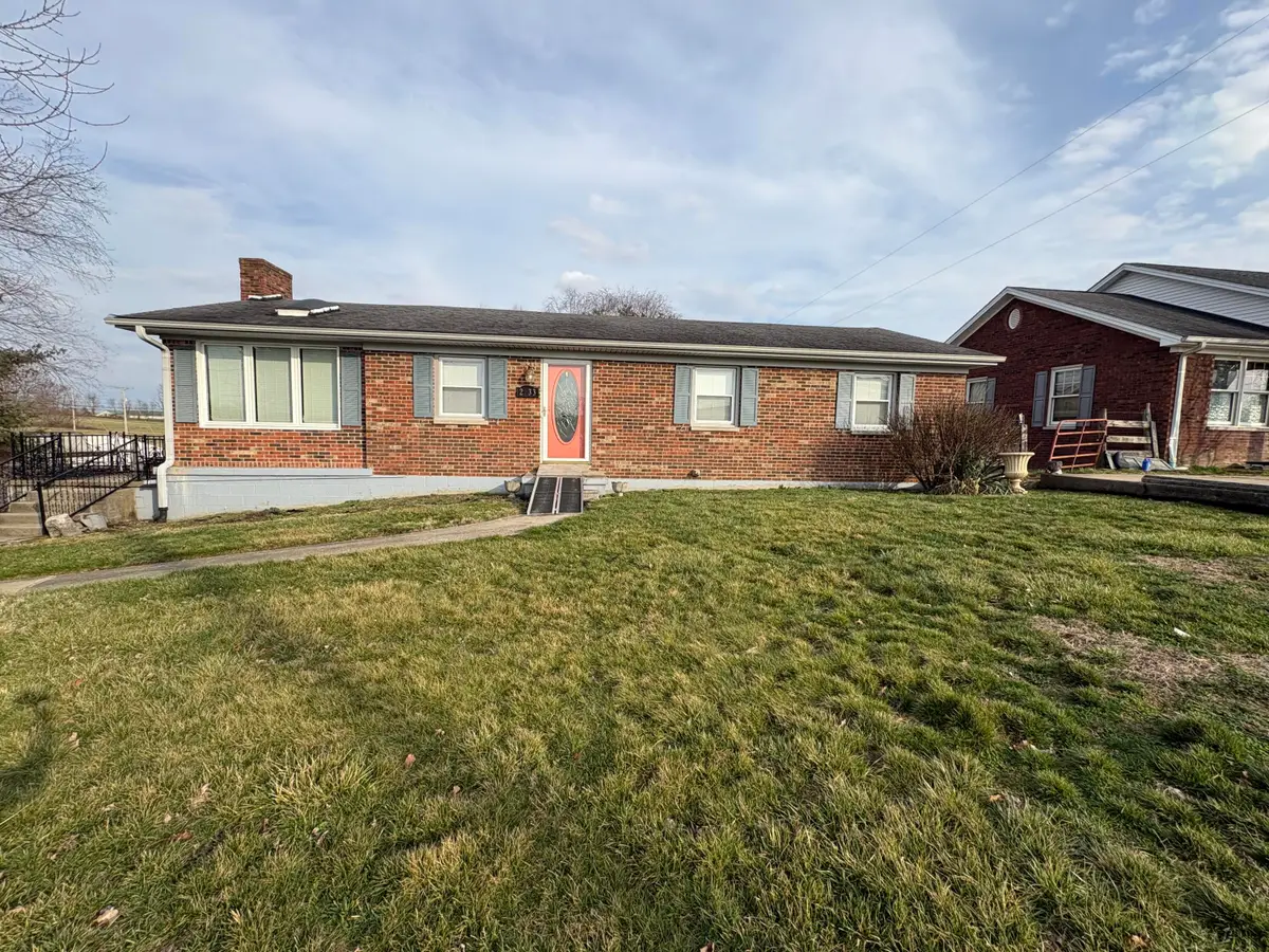 2233 Oakland Lane, Harrodsburg, KY 40330 - #1