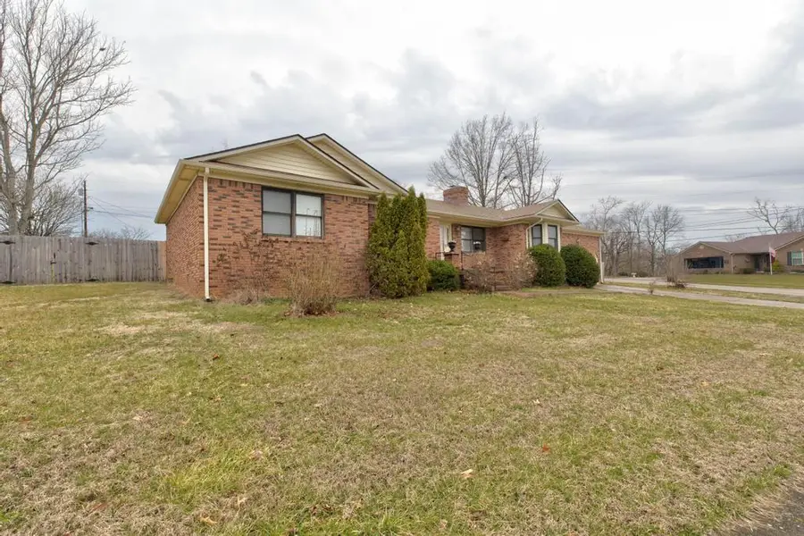1008 Raintree Drive, Richmond, KY 40475 - #3