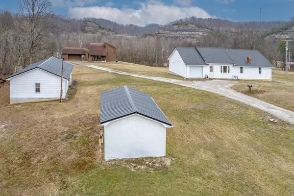 48 Burks Court, West Liberty, KY 41472