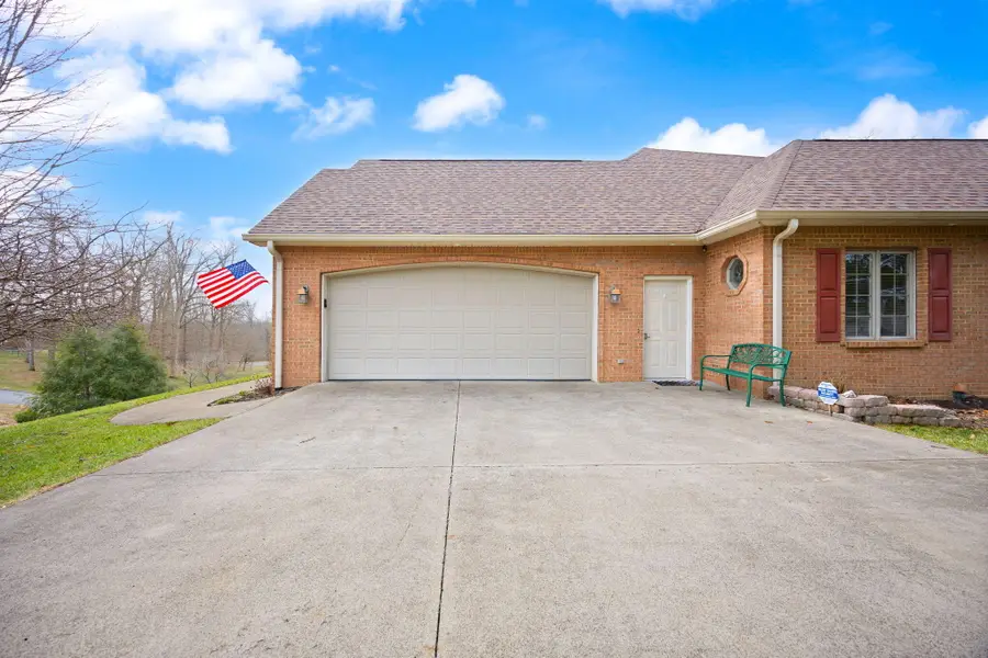 512 Water Cliff Drive, Somerset, KY 42503 - #3