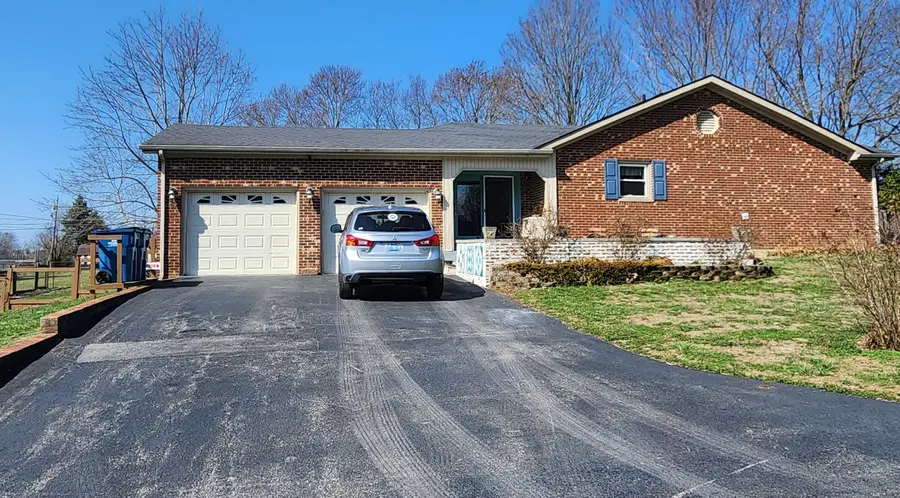 300 Longview Street, Harrodsburg, KY 40330 - #2