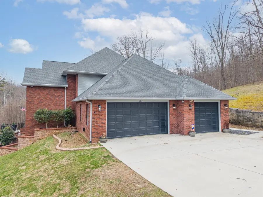 1357 Heather Hills Drive, Somerset, KY 42503 - #3