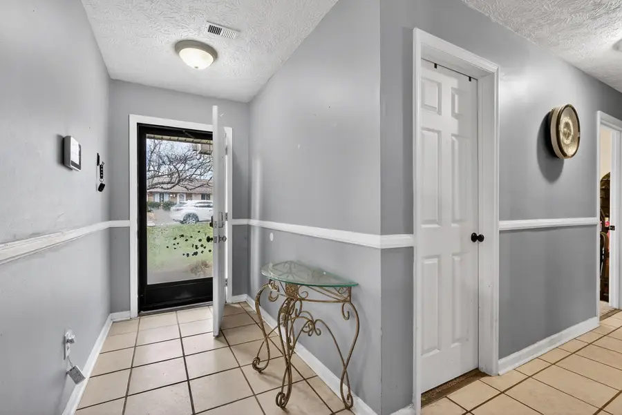 3465 Featheridge Drive, Lexington, KY 40515 - #3