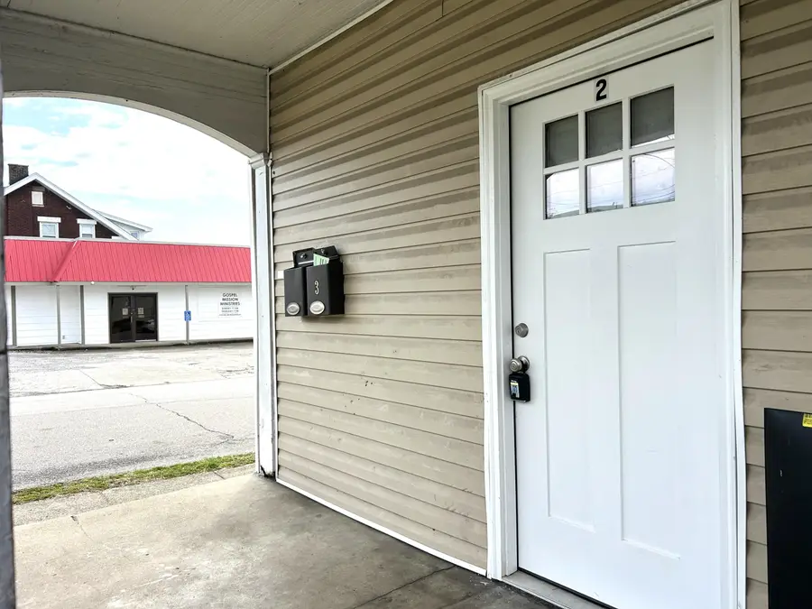 130 E Broadway Street, Winchester, KY 40391 - #2