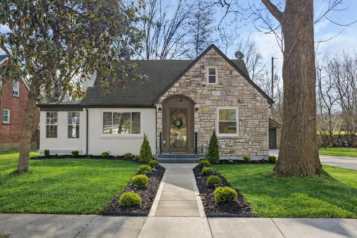 202 Paul Sawyier Drive, Frankfort, KY 40601 - #1