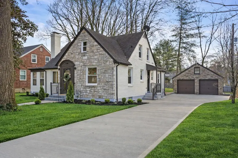 202 Paul Sawyier Drive, Frankfort, KY 40601 - #2