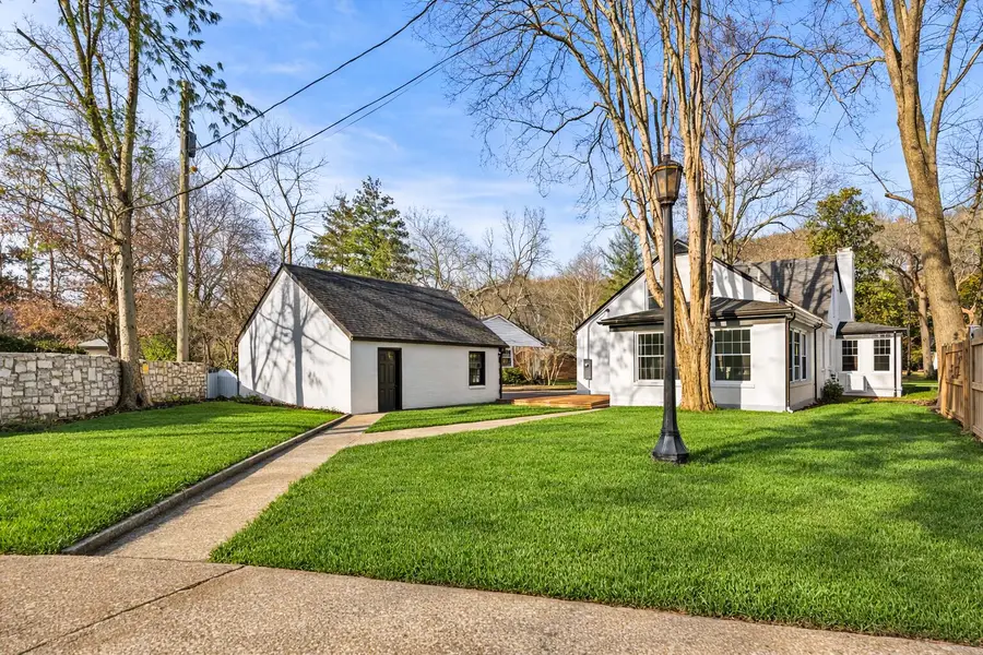 202 Paul Sawyier Drive, Frankfort, KY 40601 - #3