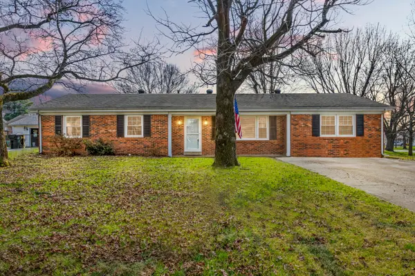 210 Hazelwood Drive, Georgetown, KY 40324