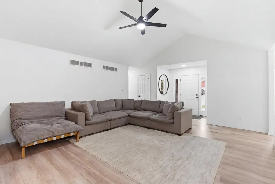 109 Kurtzland Drive, Nicholasville, KY 40356 - #3