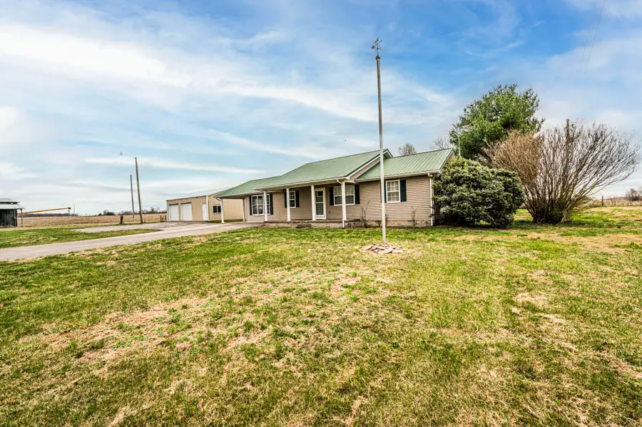 1432 Dearing Road, Glasgow, KY 42141 - #3