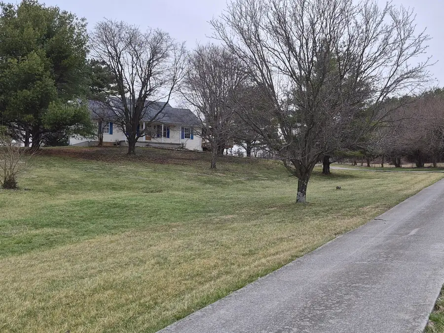120 Horan Lane, Springfield, KY 40069 - #2