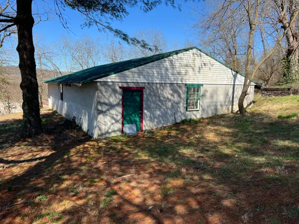 1860 Ford Road, Winchester, KY 40391