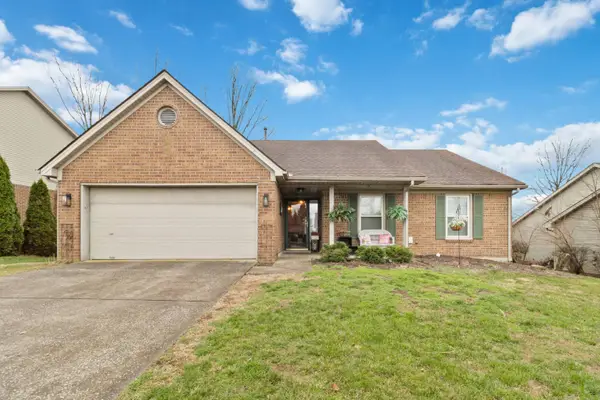 218 Chestnut Lane, Versailles, KY 40383