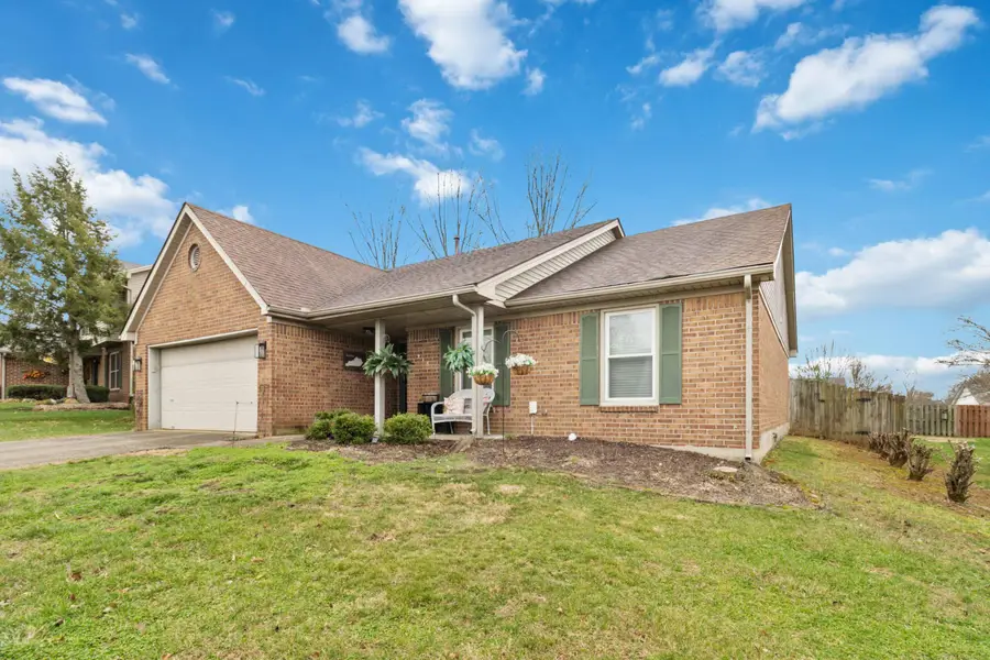 218 Chestnut Lane, Versailles, KY 40383 - #2