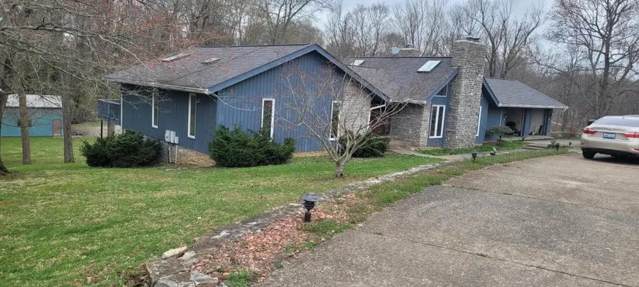 129 Sunset Lodge Road, Lancaster, KY 40444 - #2