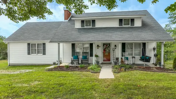 242 Lodge Hall Road, McKee, KY 40447