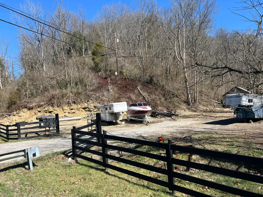 1450 Ford Road, Winchester, KY 40391 - #2