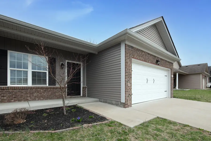 119 Nathan Hale Drive, Georgetown, KY 40324 - #2