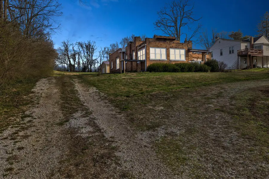 449 W Main Street, Mount Sterling, KY 40353 - #2