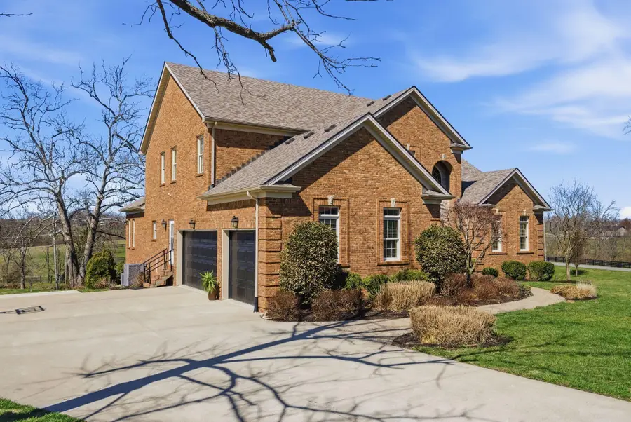 101 Sand Piper Court, Midway, KY 40347 - #3