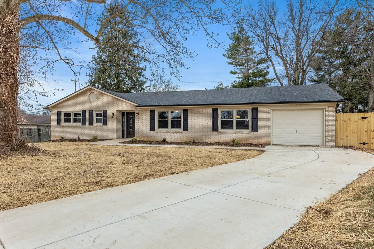 112 Derby Court, Versailles, KY 40383 - #1