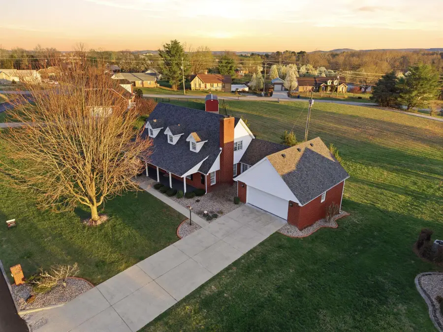 500 Natures Pointe Drive, Somerset, KY 42503 - #2