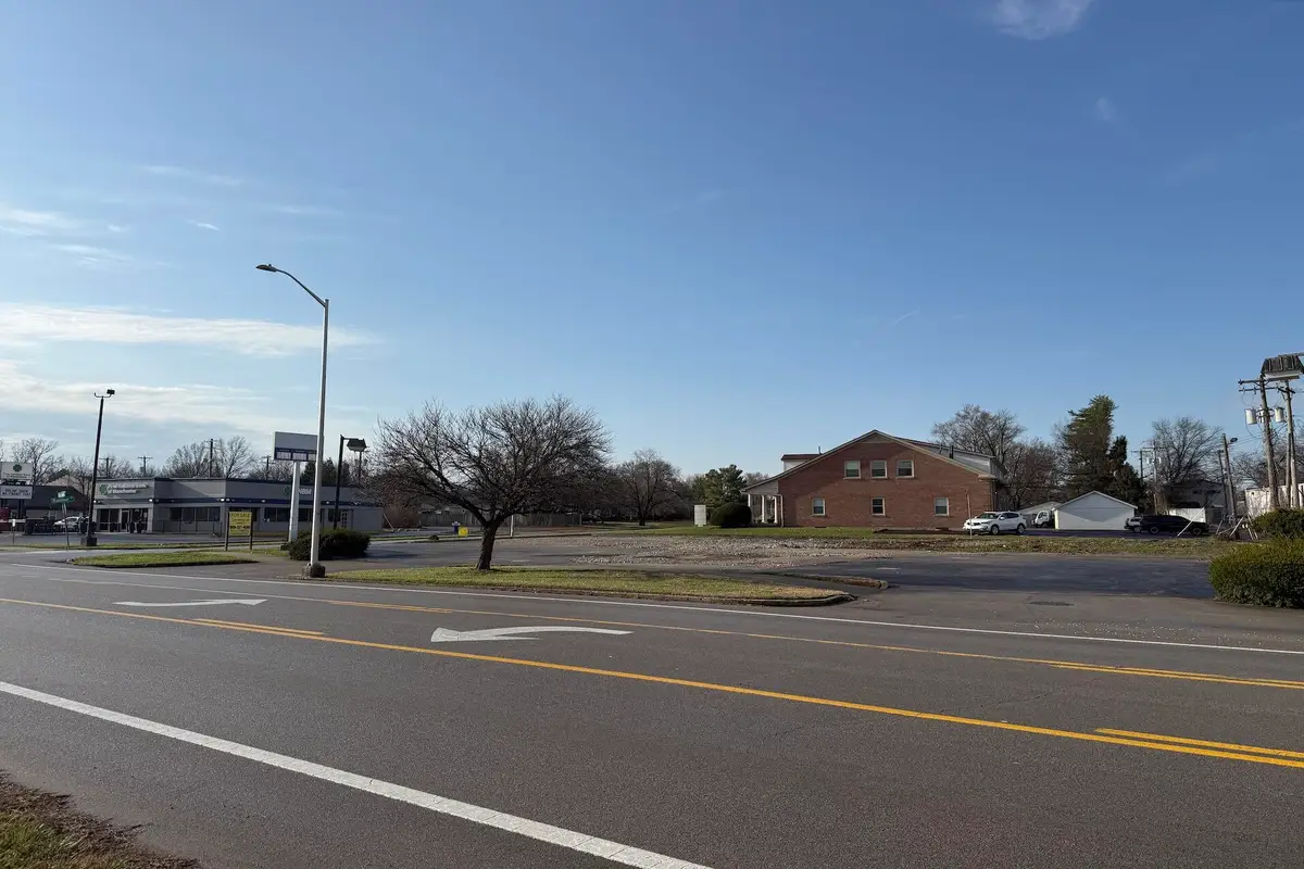 216 Southland Drive, Lexington, KY 40503 - #1