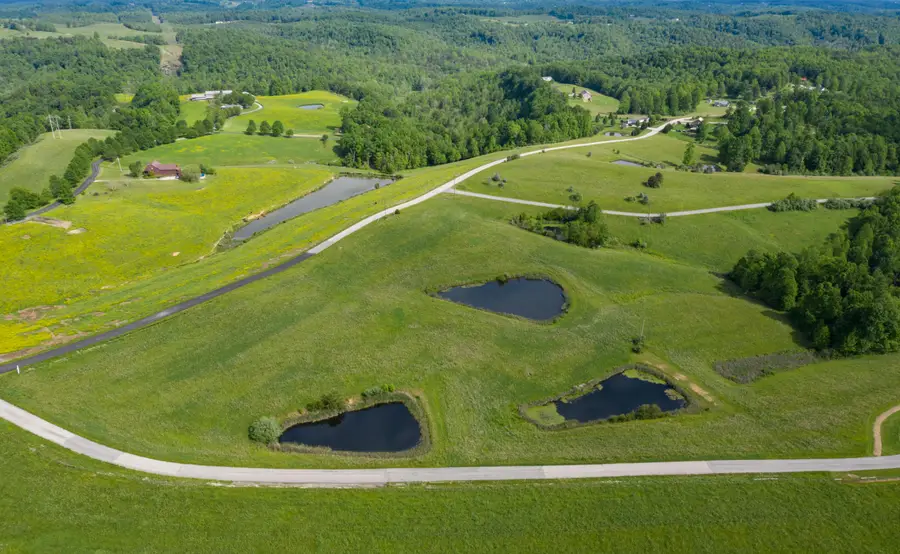 135 Hemlock Drive, Morehead, KY 40351 - #3