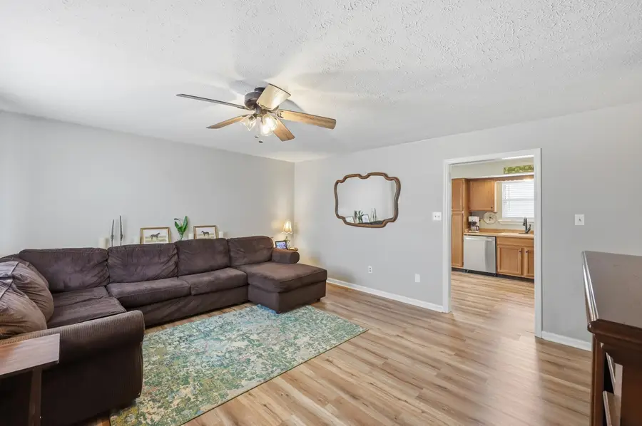 284 Biloxi Drive, Nicholasville, KY 40356 - #3