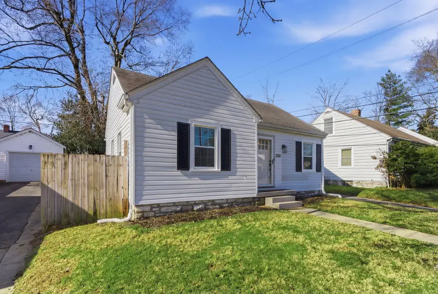 1608 Clayton Avenue, Lexington, KY 40505 - #2