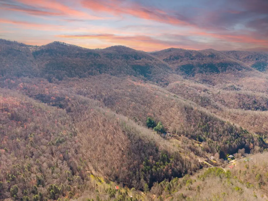 790 Dinah Blair Hollow Road, Whitesburg, KY 41858 - #2