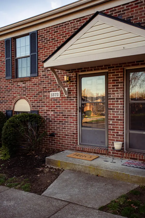 1372 Hartland Woods Way, Lexington, KY 40515