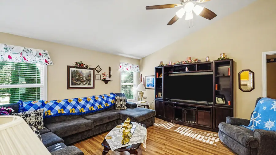 132 Stapleton Way, Georgetown, KY 40324 - #3