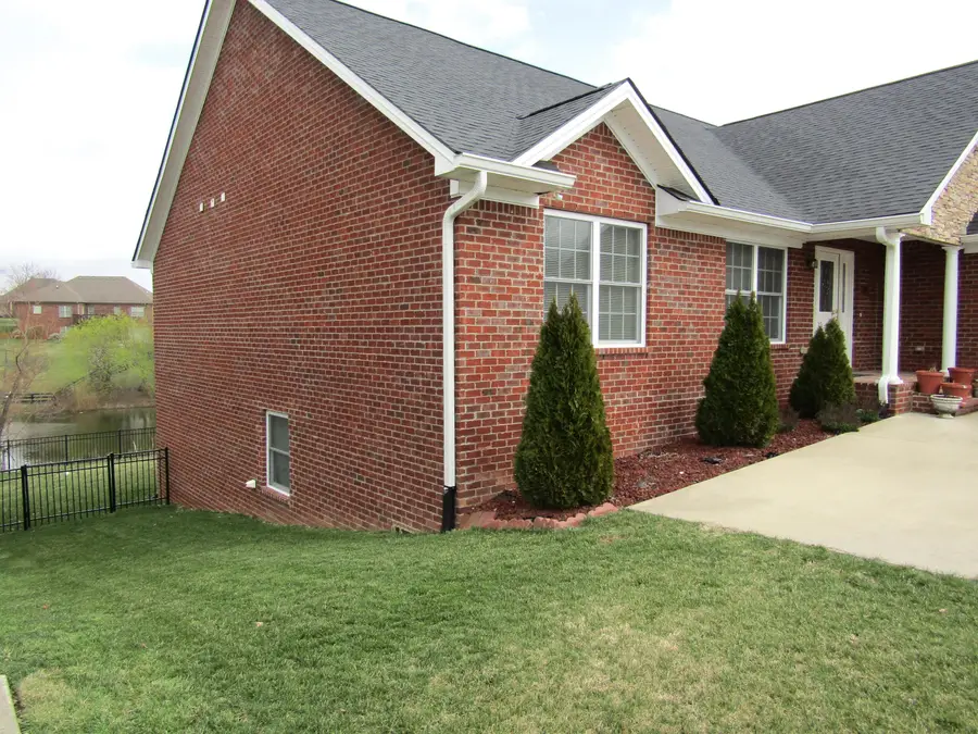 300 Squires Way, Nicholasville, KY 40356 - #2