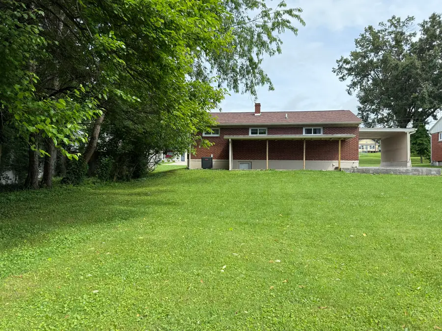 105 Kentucky Avenue, Somerset, KY 42501 - #2