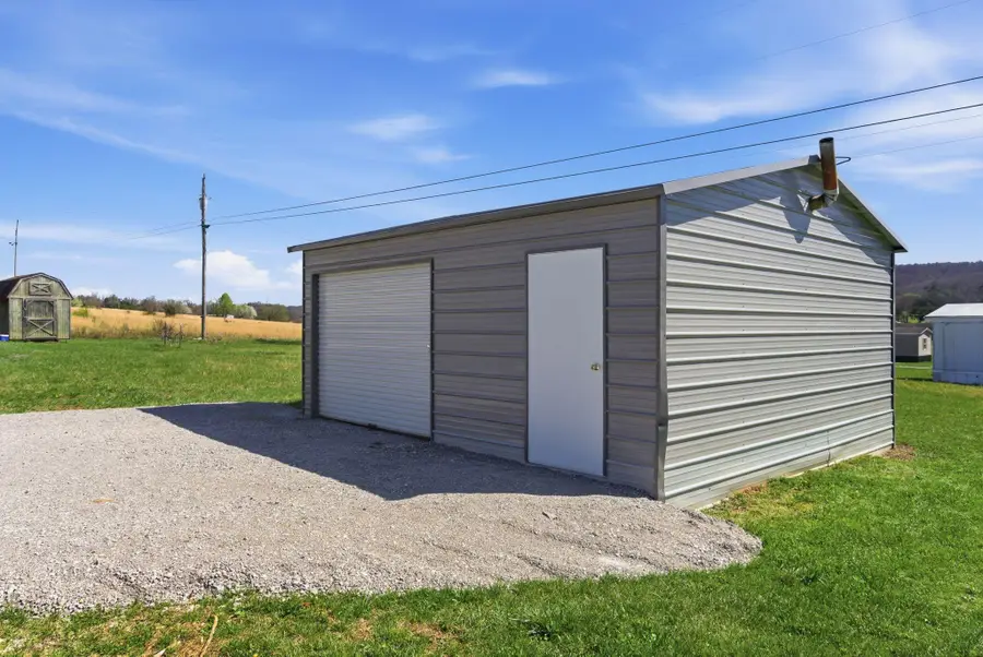 189 Scarlets Way, Bronston, KY 42518 - #2