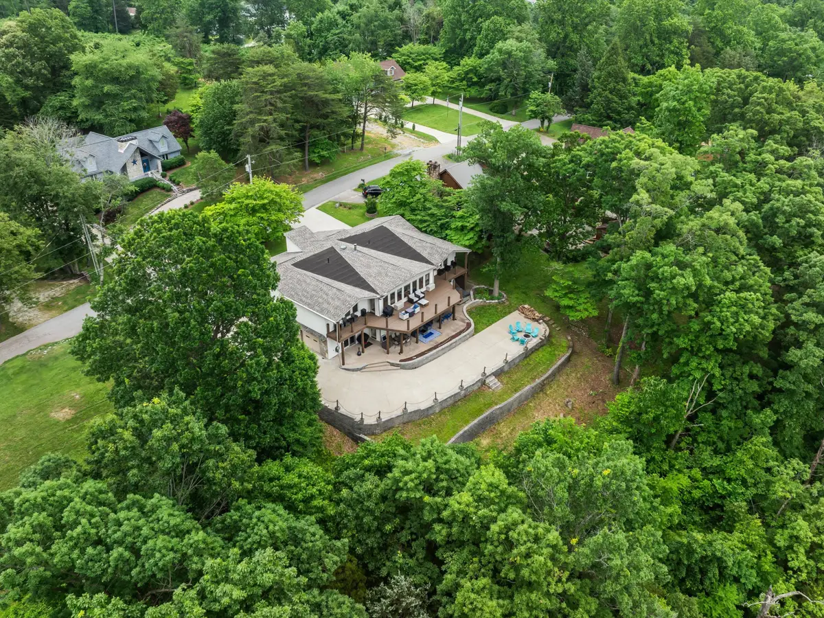 389 Lakeview Drive, Somerset, KY 42503 - #1