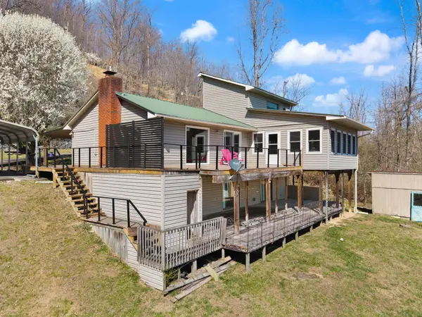 521 Abbott Mountain Road, Prestonsburg, KY 41653