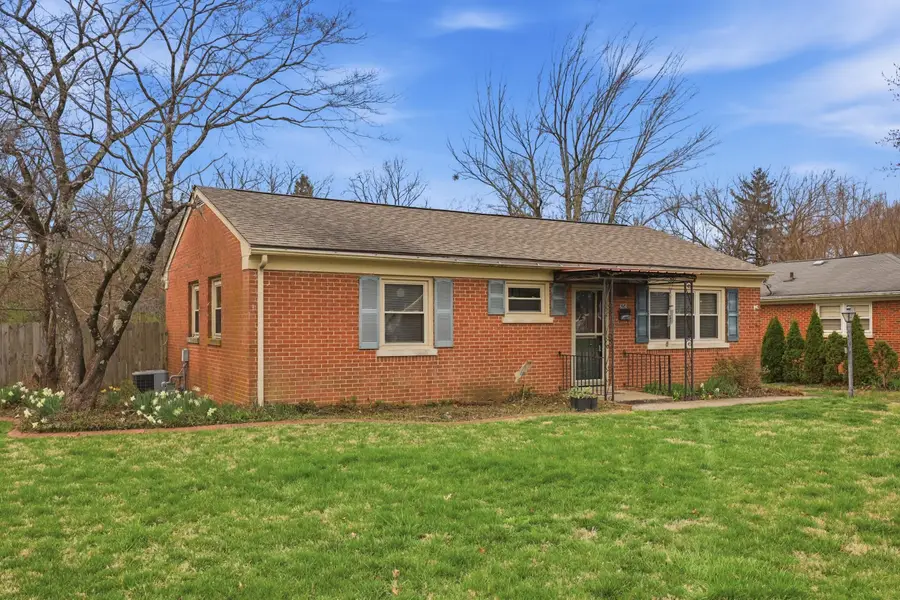 604 Parkside Drive, Lexington, KY 40505 - #2
